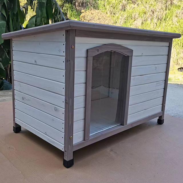 WOODEN PET HOUSE 41X26X28 INCH